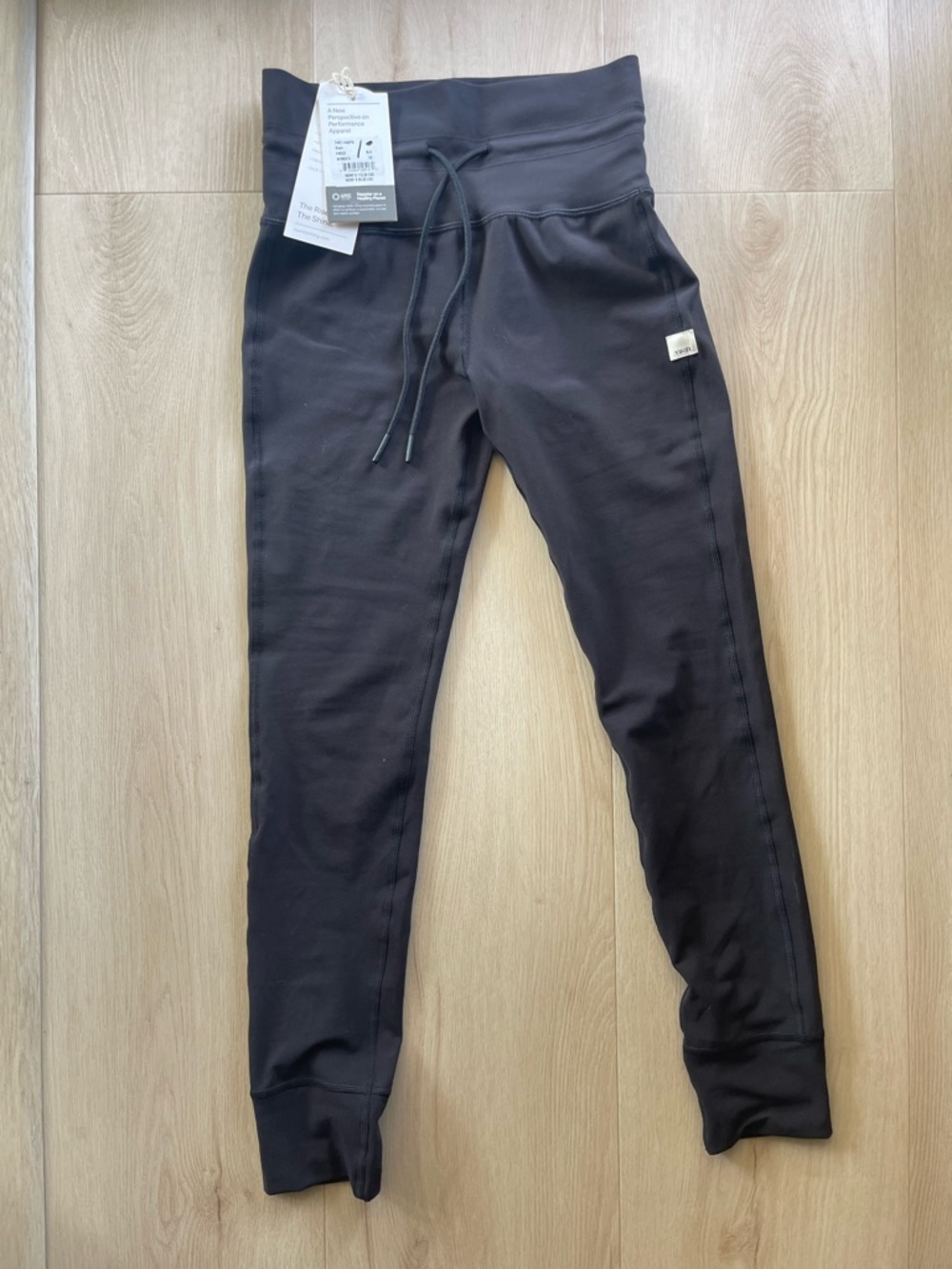 Vuori Black High-Waist Jogger Leggings
